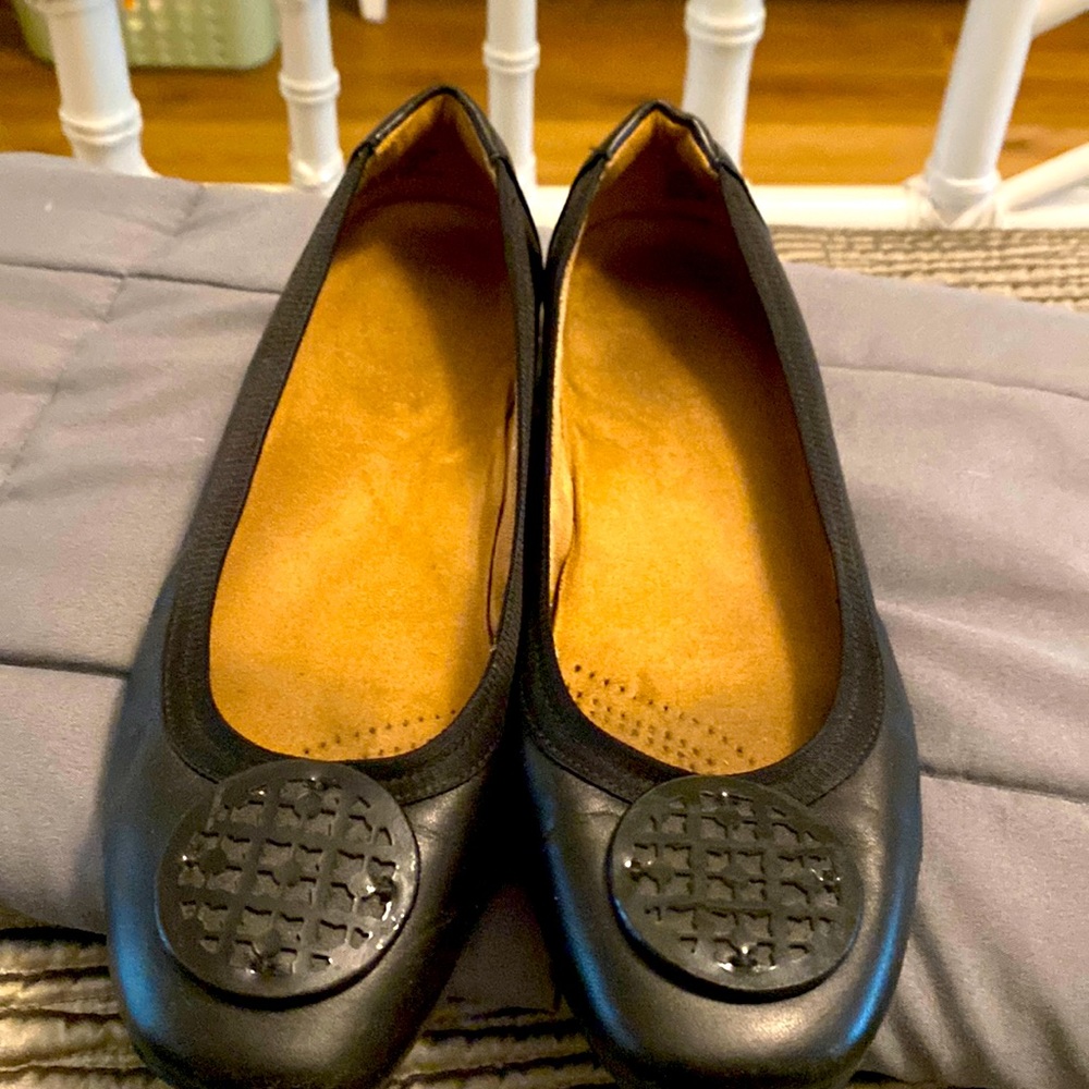Ballet flats. Size 7.5 wide